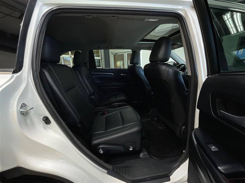 2016 TOYOTA HIGHLANDER HYBRID Limited