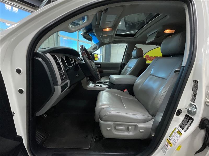 2012 TOYOTA SEQUOIA PLATINUM