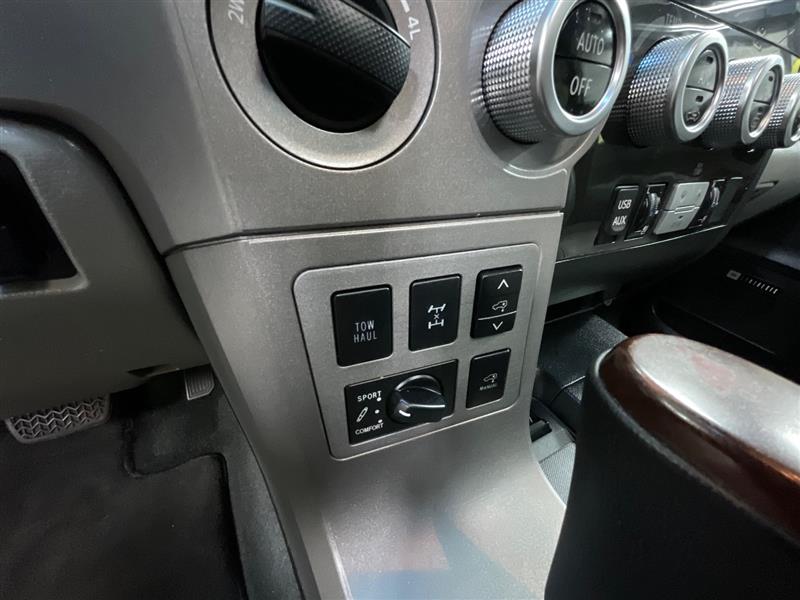 2012 TOYOTA SEQUOIA PLATINUM