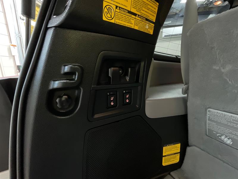 2012 TOYOTA SEQUOIA PLATINUM