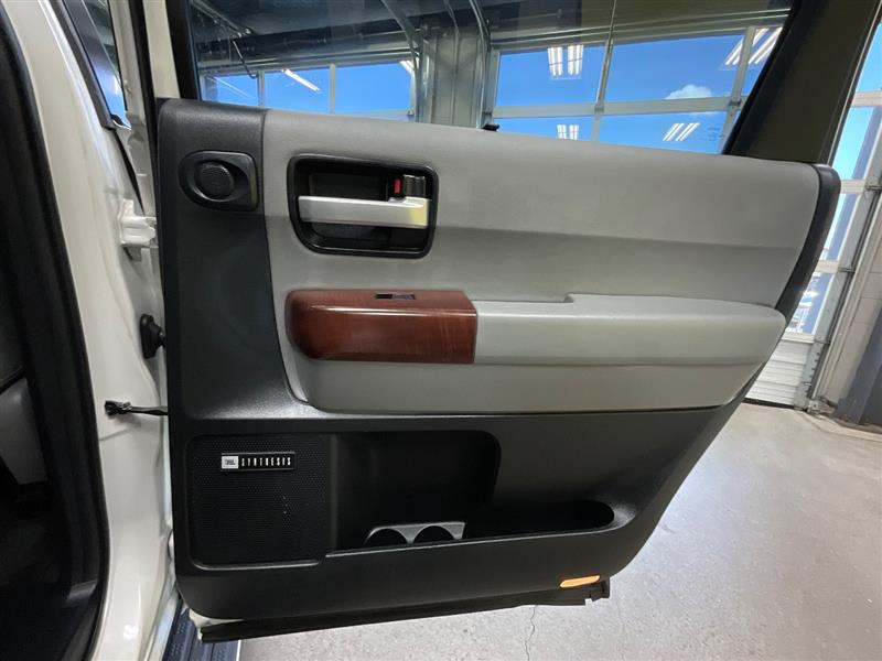 2012 TOYOTA SEQUOIA PLATINUM