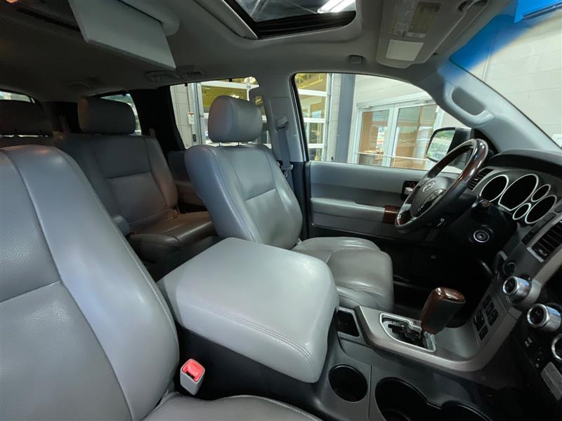 2012 TOYOTA SEQUOIA PLATINUM