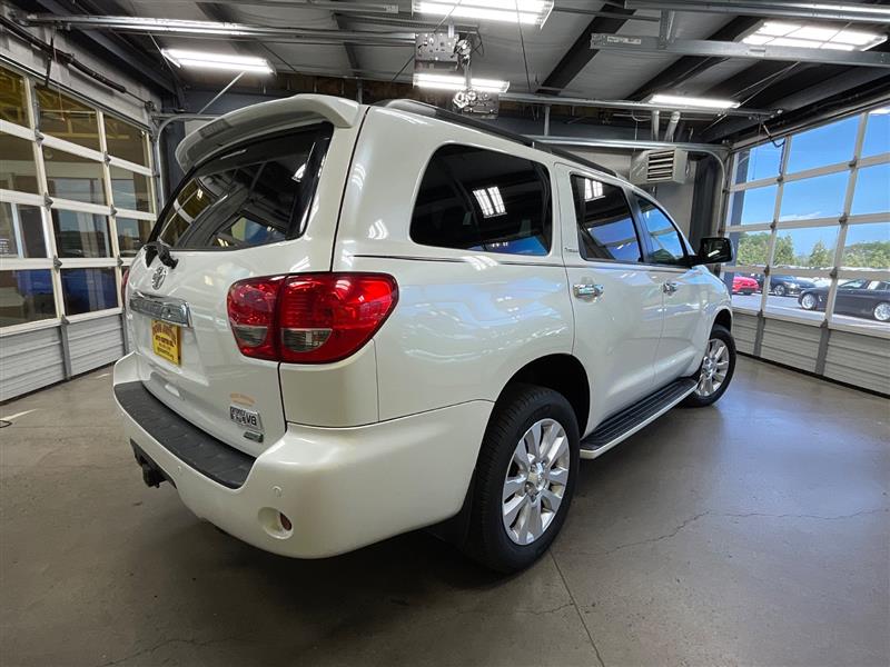 2012 TOYOTA SEQUOIA PLATINUM