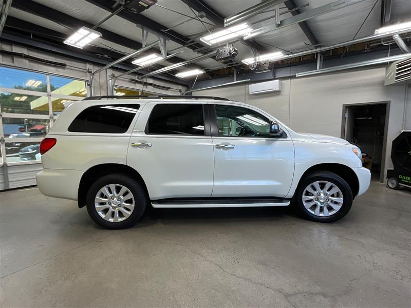 2012 TOYOTA SEQUOIA PLATINUM