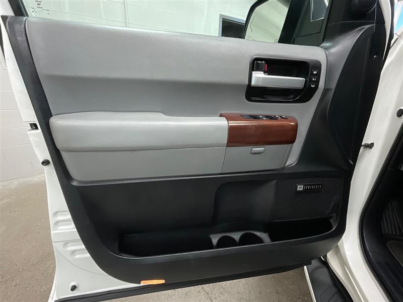 2012 TOYOTA SEQUOIA PLATINUM