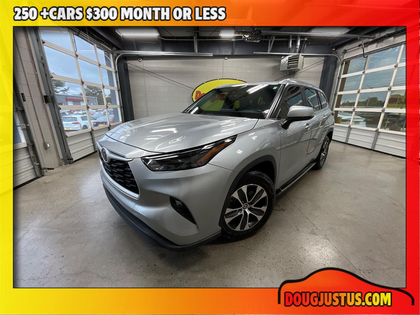 2023 Toyota Highlander XLE FWD's photo