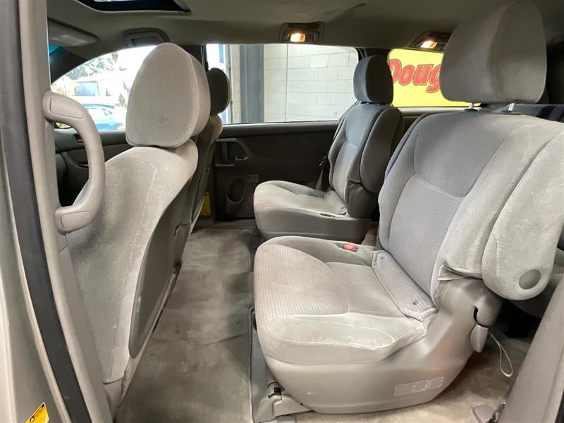 2010 TOYOTA SIENNA CE/LE