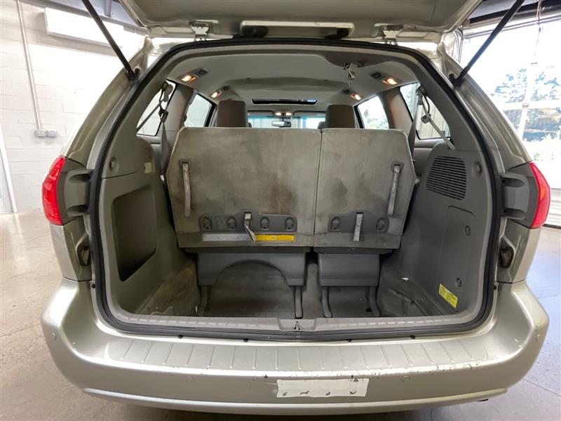 2010 TOYOTA SIENNA CE/LE