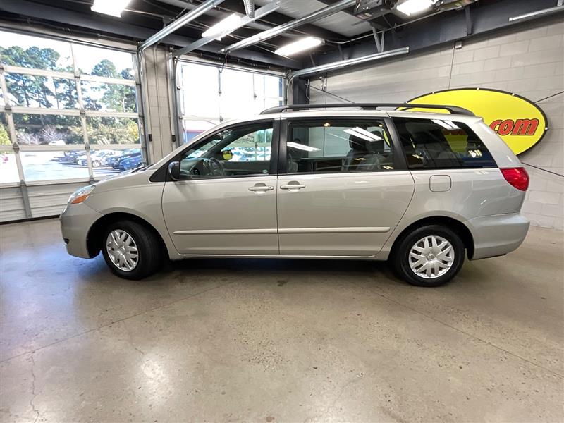 2010 TOYOTA SIENNA CE/LE