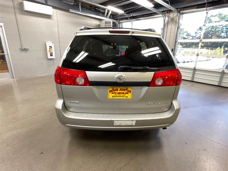 2010 TOYOTA SIENNA CE/LE