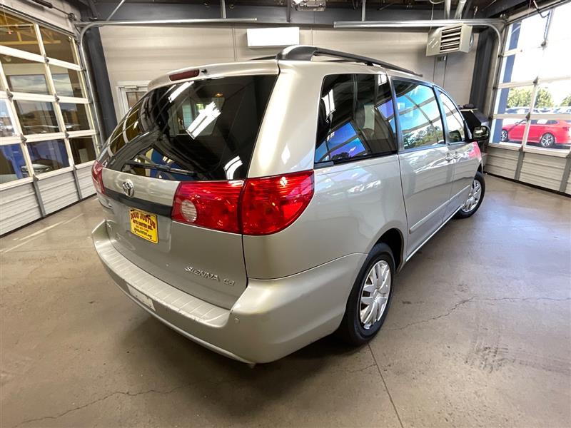 2010 TOYOTA SIENNA CE/LE
