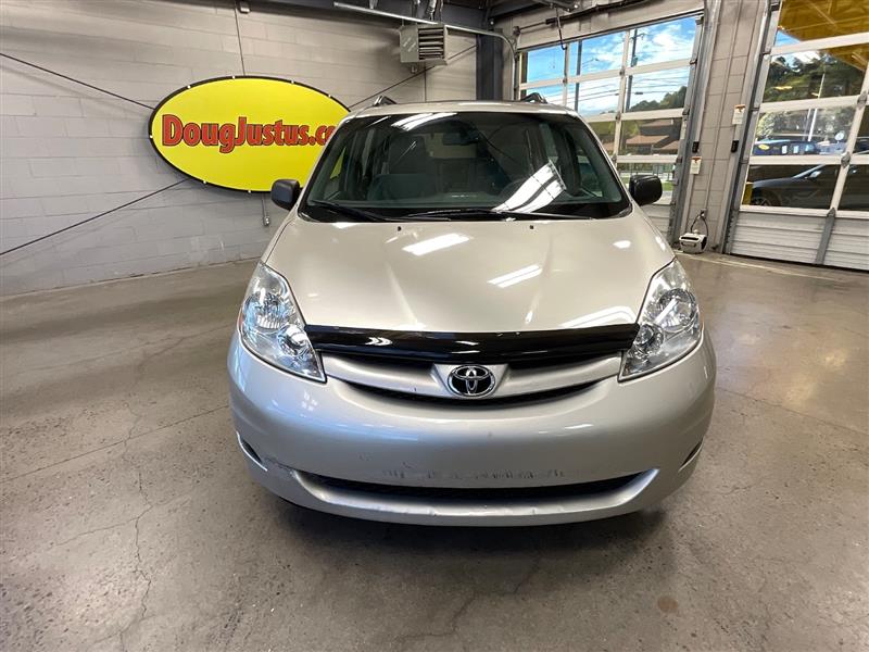 2010 TOYOTA SIENNA CE/LE