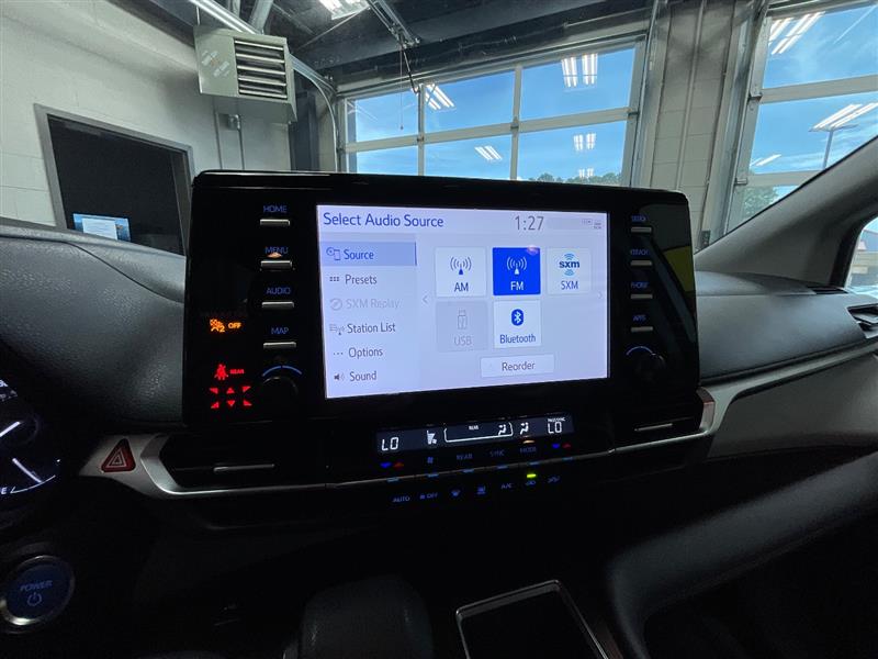 2023 TOYOTA SIENNA LE