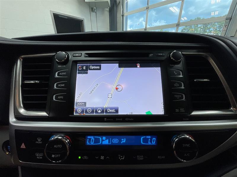 2019 TOYOTA HIGHLANDER XLE