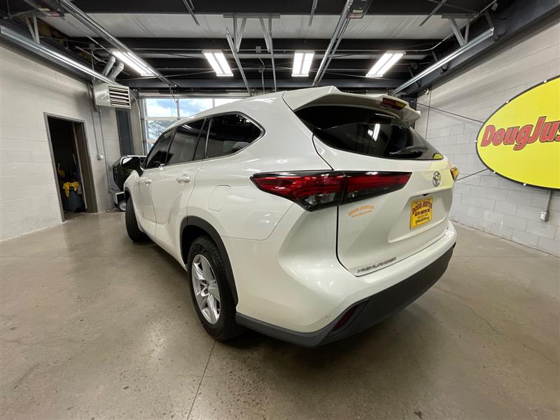 2021 TOYOTA HIGHLANDER LE