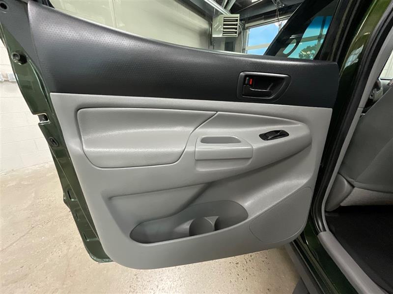2013 TOYOTA TACOMA PRERUNNER