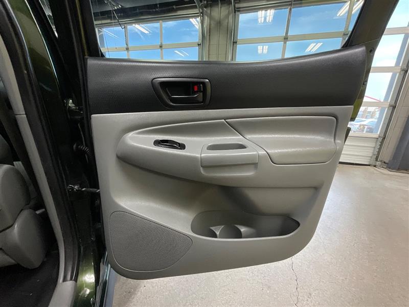 2013 TOYOTA TACOMA PRERUNNER