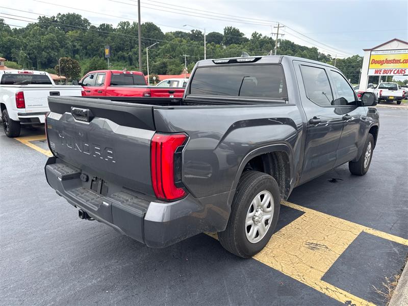 2025 TOYOTA TUNDRA SR