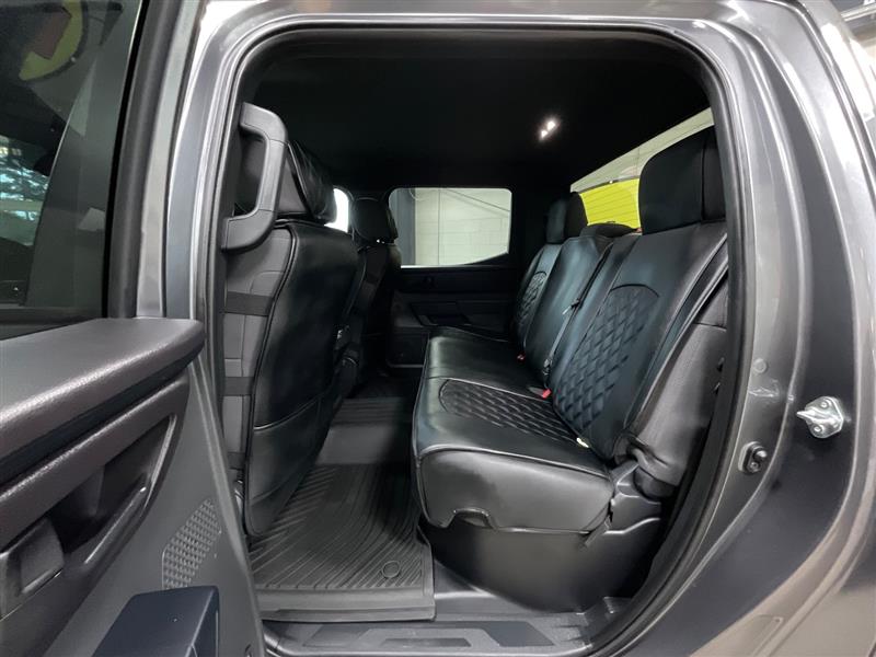 2025 TOYOTA TUNDRA SR