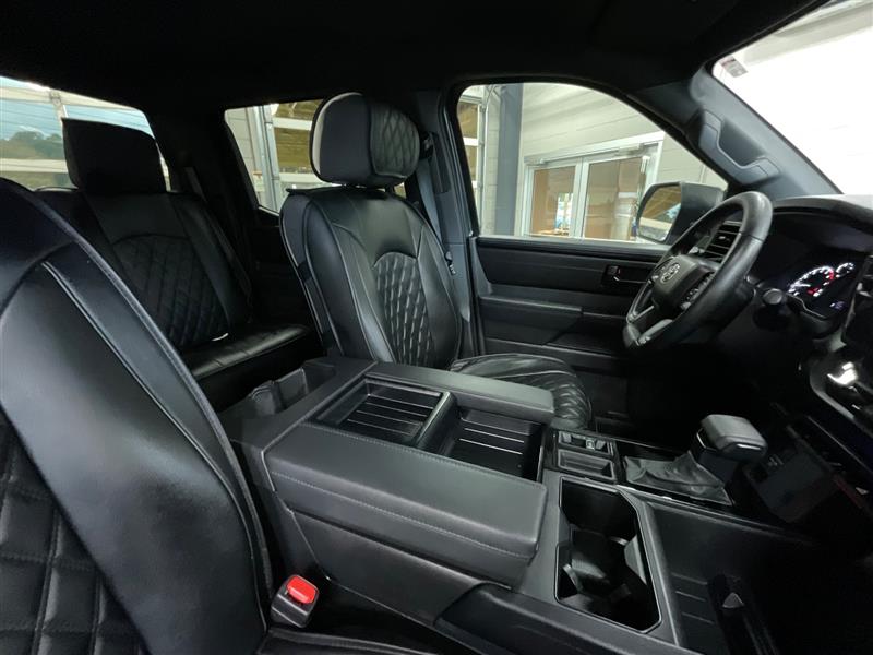 2025 TOYOTA TUNDRA SR