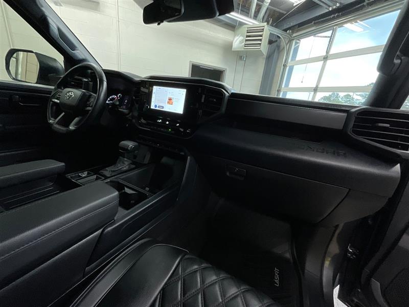 2025 TOYOTA TUNDRA SR