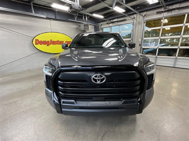 2025 TOYOTA TUNDRA SR