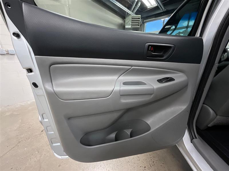 2013 TOYOTA TACOMA 