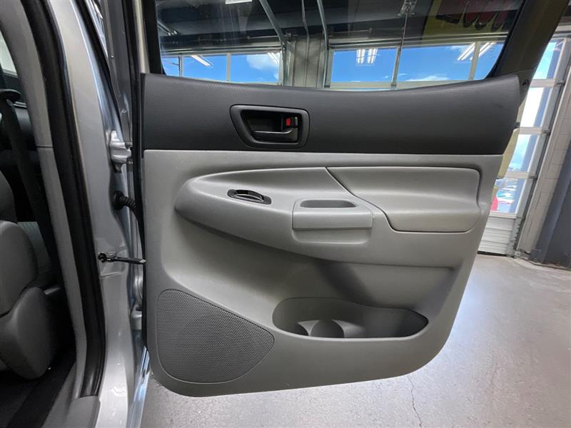 2013 TOYOTA TACOMA 