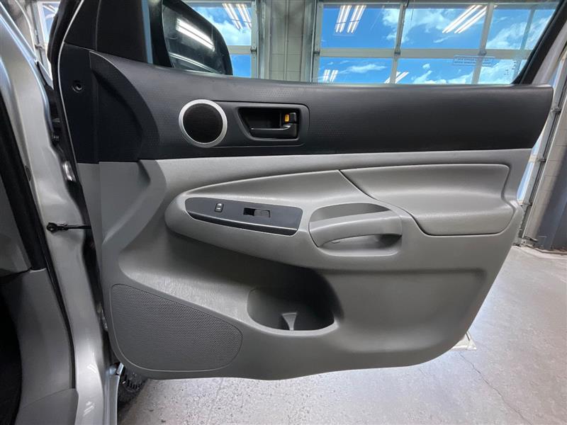 2013 TOYOTA TACOMA 