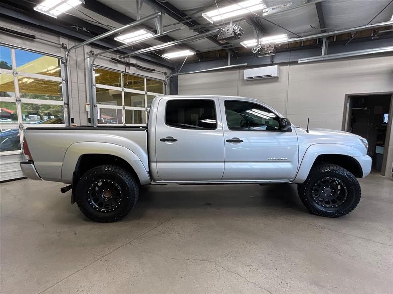 2013 TOYOTA TACOMA 
