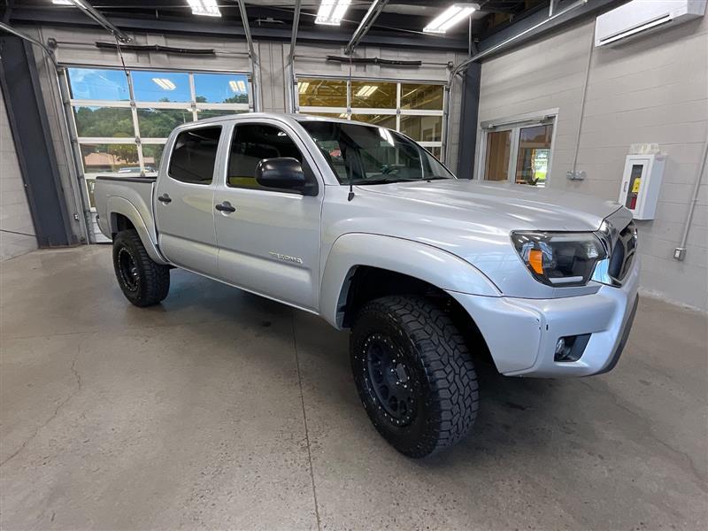 2013 TOYOTA TACOMA 