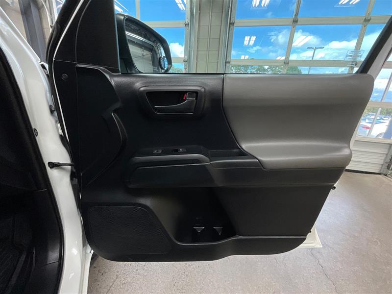 2020 TOYOTA TACOMA SR