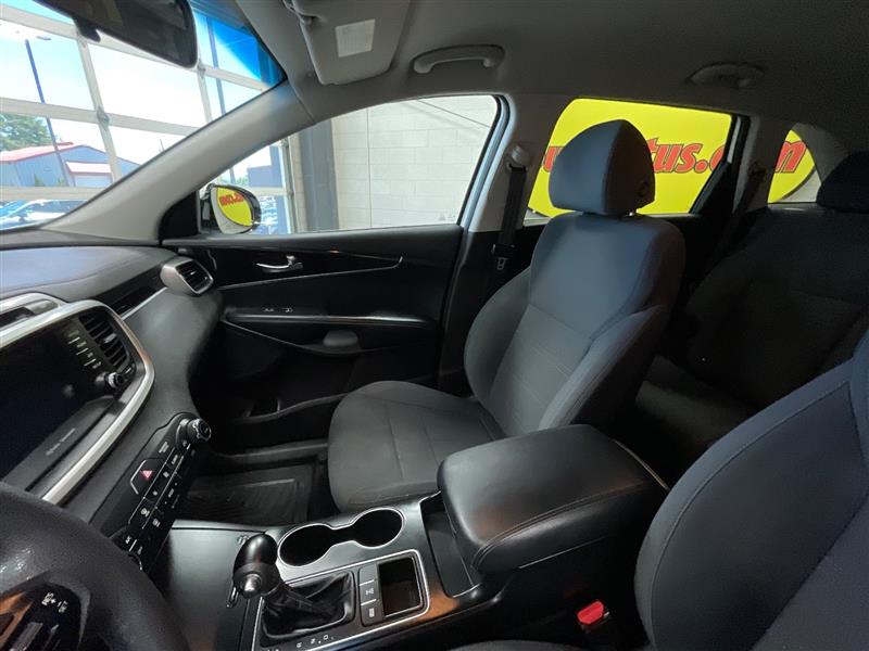2018 KIA SORENTO LX