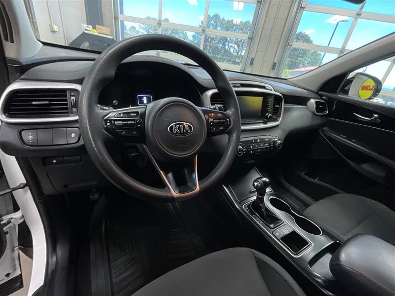 2018 KIA SORENTO LX