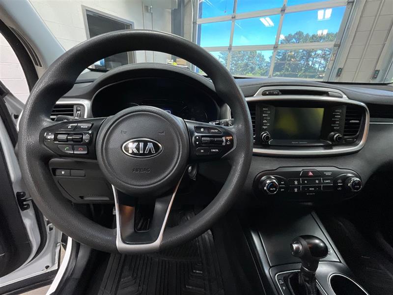 2018 KIA SORENTO LX