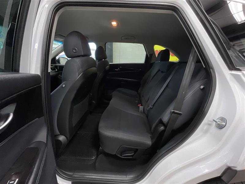 2018 KIA SORENTO LX