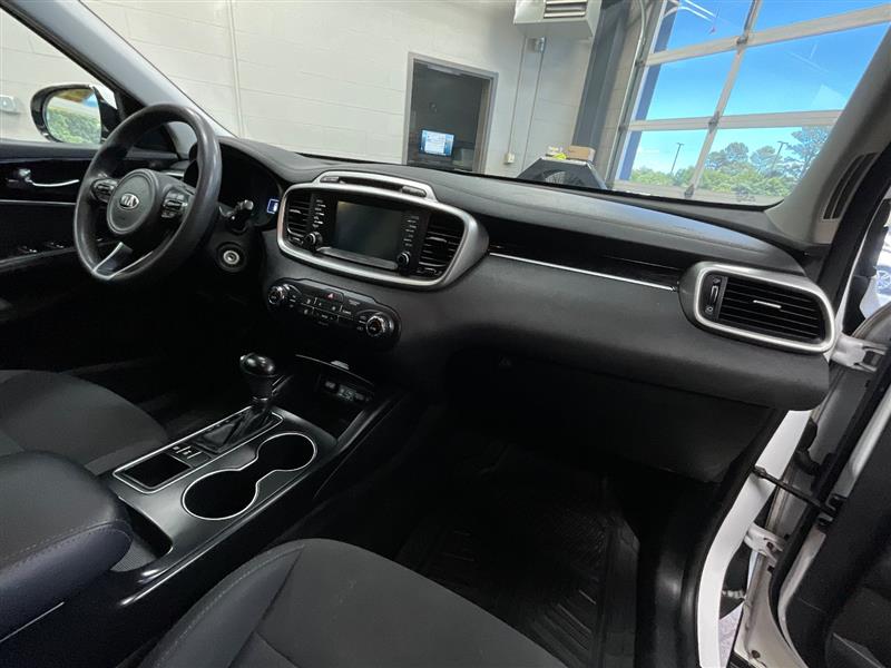 2018 KIA SORENTO LX