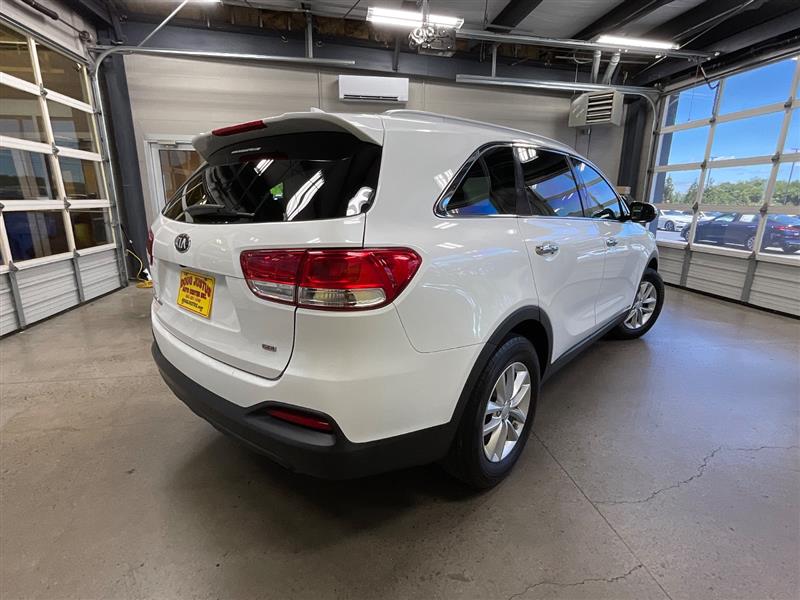 2018 KIA SORENTO LX