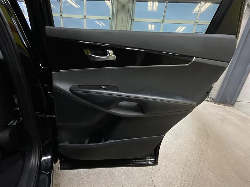 2020 KIA SORENTO EX V6