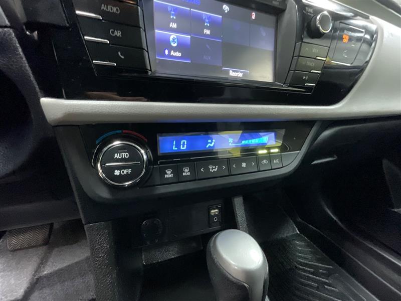 2016 TOYOTA COROLLA LE