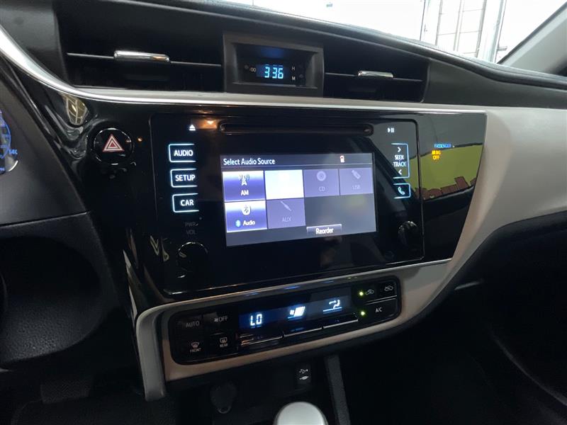 2019 TOYOTA COROLLA LE