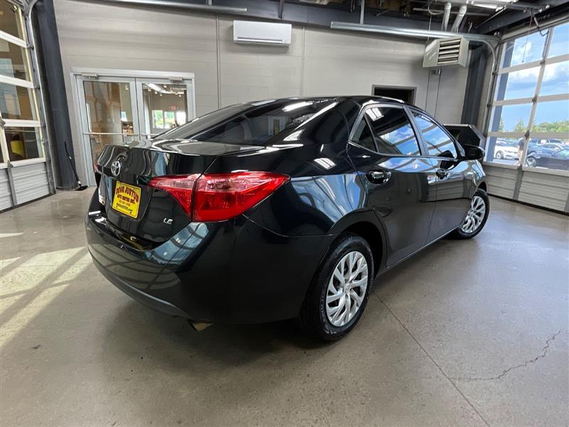 2019 TOYOTA COROLLA LE