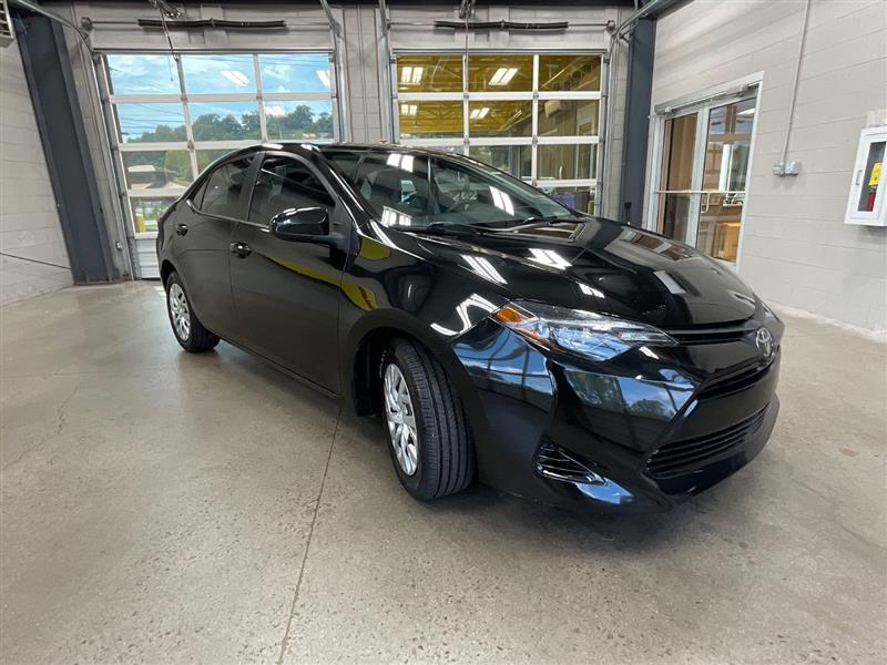 2019 TOYOTA COROLLA LE