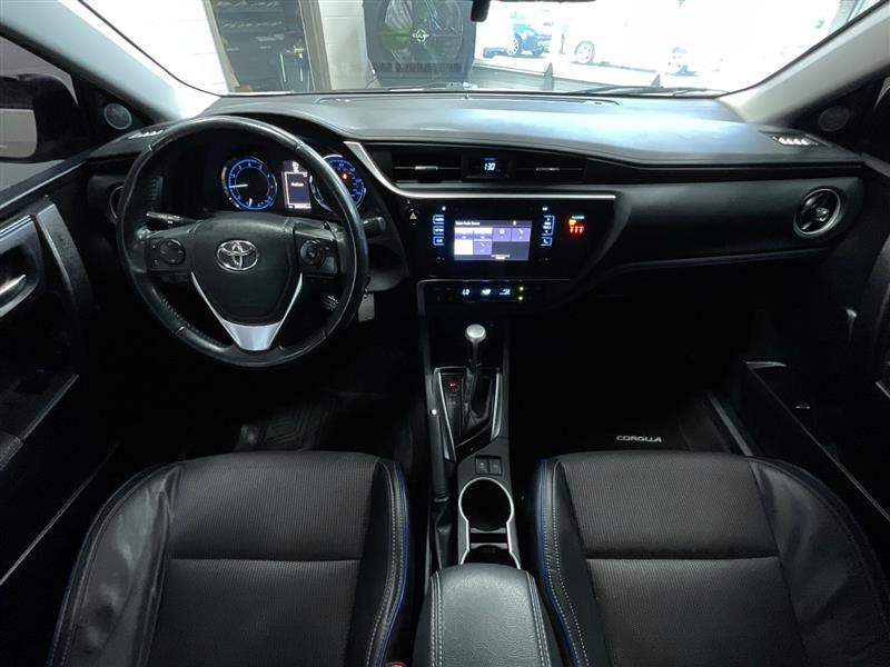 2019 TOYOTA COROLLA SE