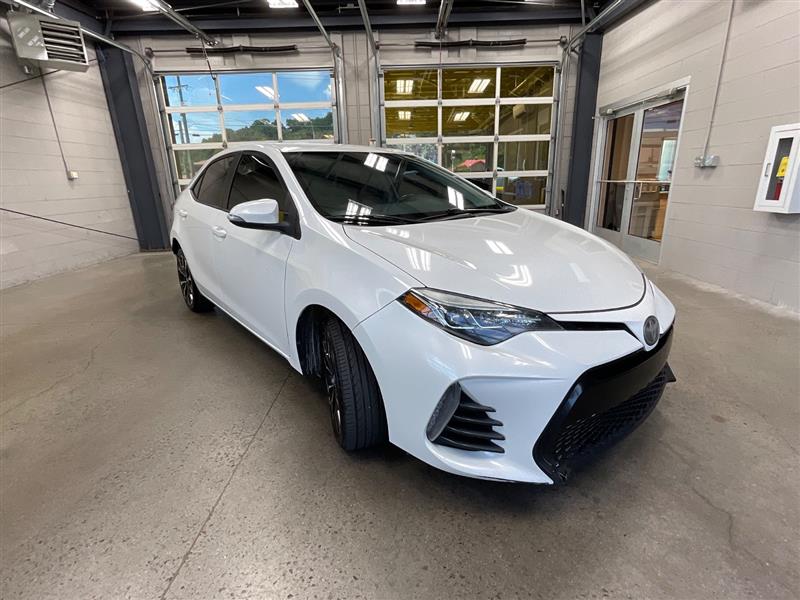 2019 TOYOTA COROLLA SE