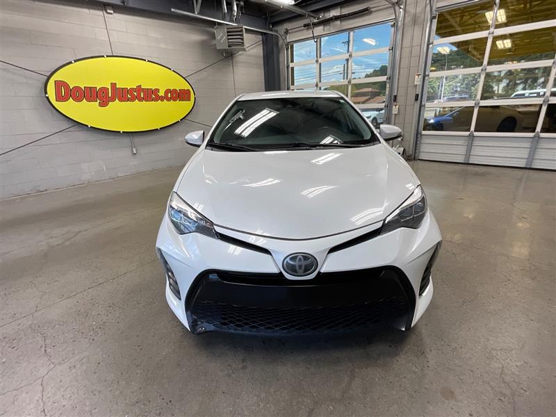 2019 TOYOTA COROLLA SE