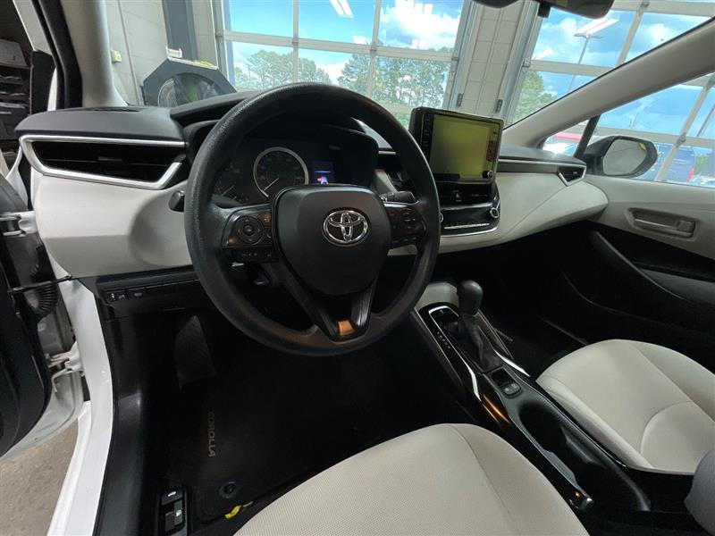 2022 TOYOTA COROLLA LE