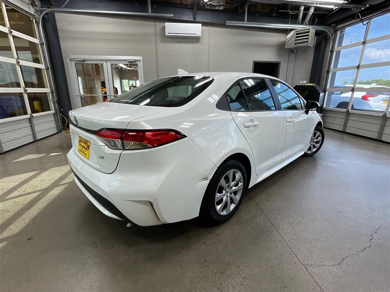 2022 TOYOTA COROLLA LE