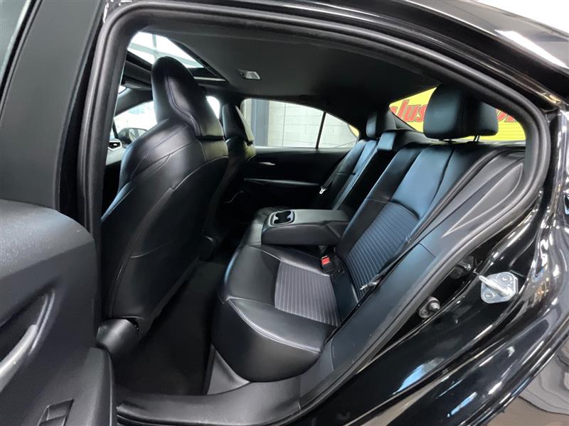 2021 TOYOTA COROLLA XSE
