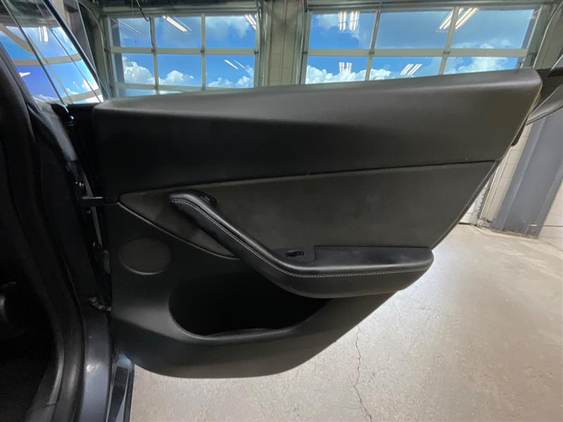 2021 TESLA MODEL Y *NEW HIGH VOLTAGE BATTERY*